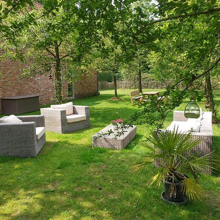 The Two Oaks - Private Garden For Guests Hertsberge Exterior foto