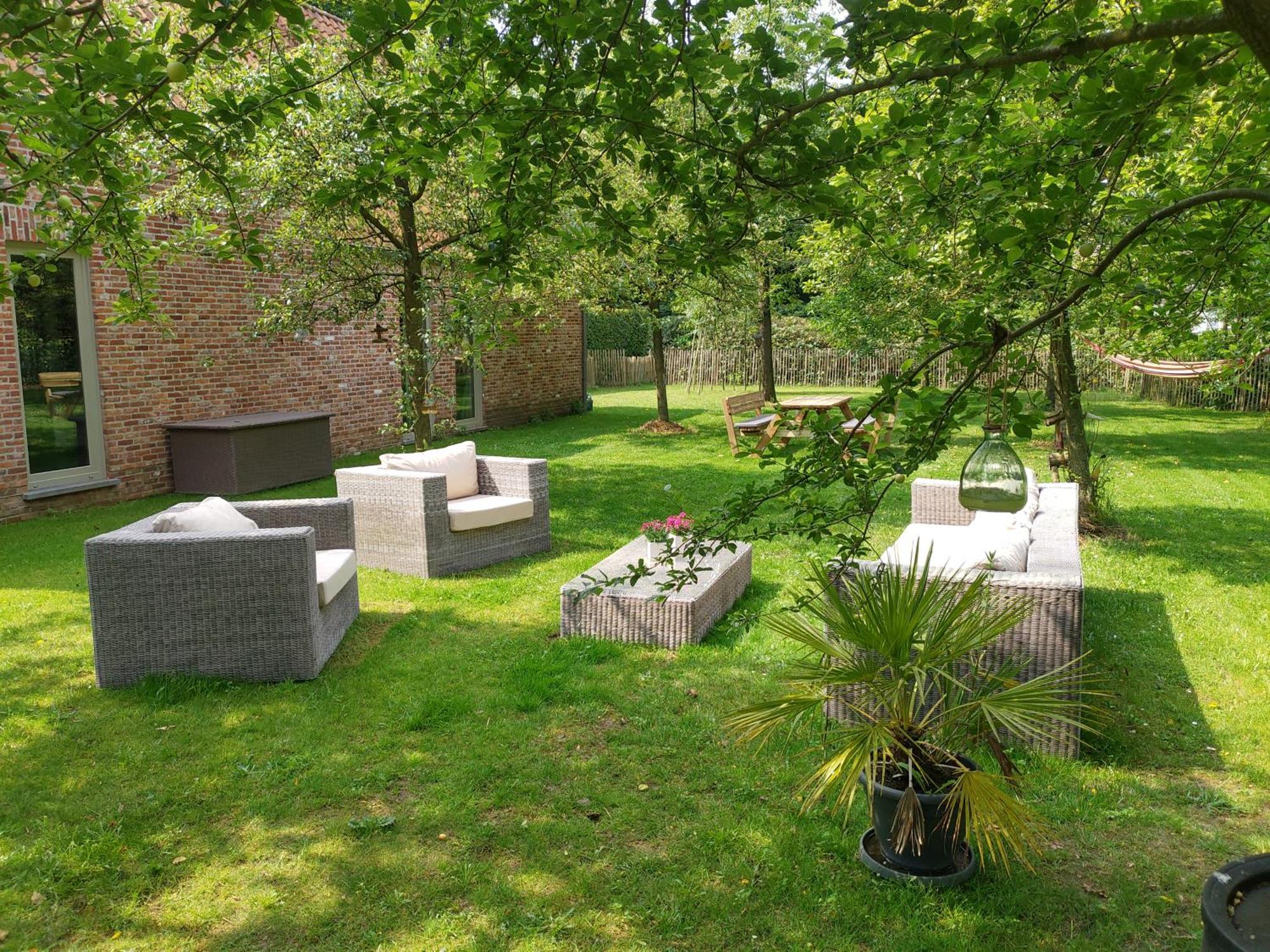 The Two Oaks - Private Garden For Guests Hertsberge Exterior foto