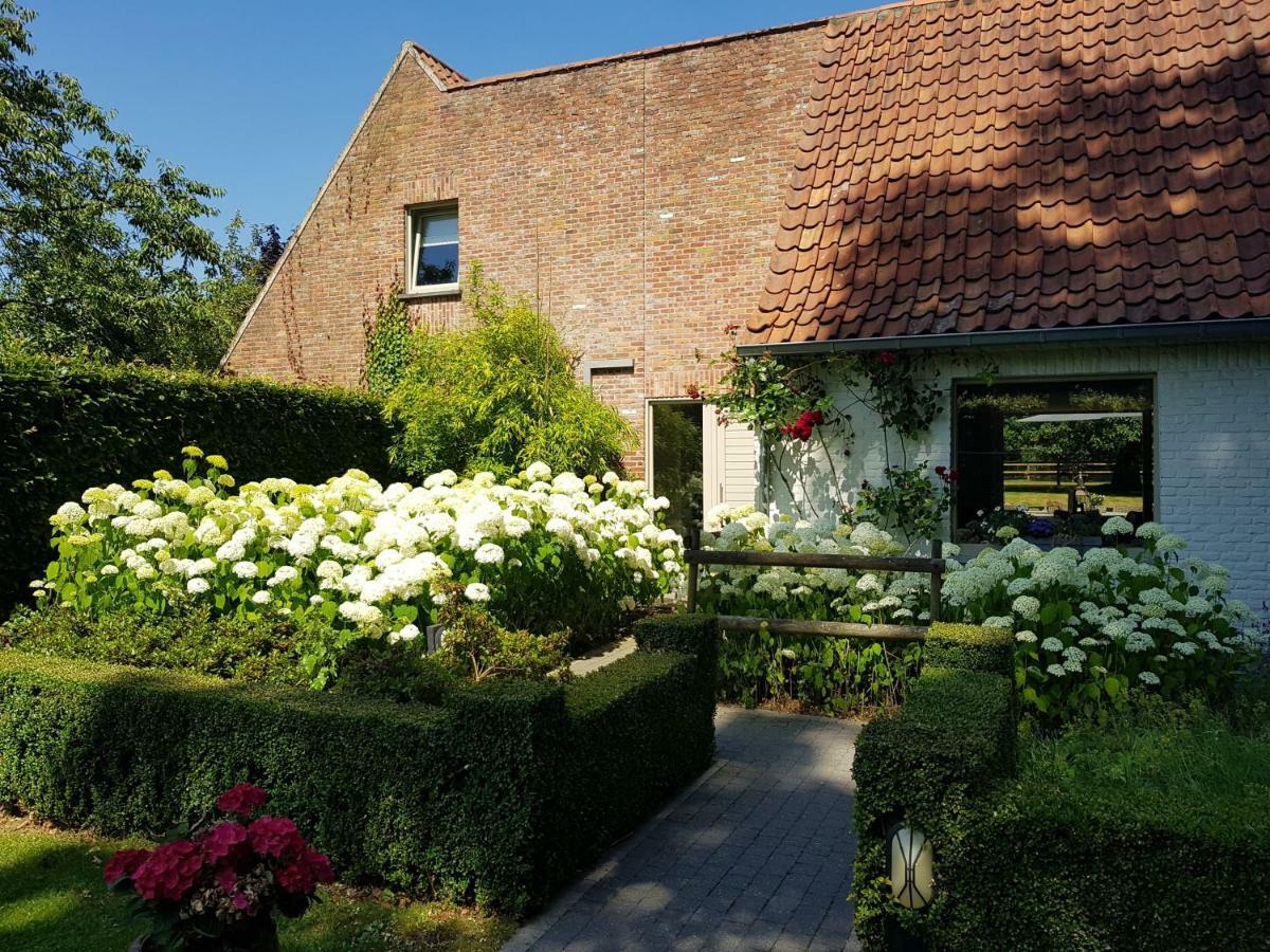 The Two Oaks - Private Garden For Guests Hertsberge Exterior foto